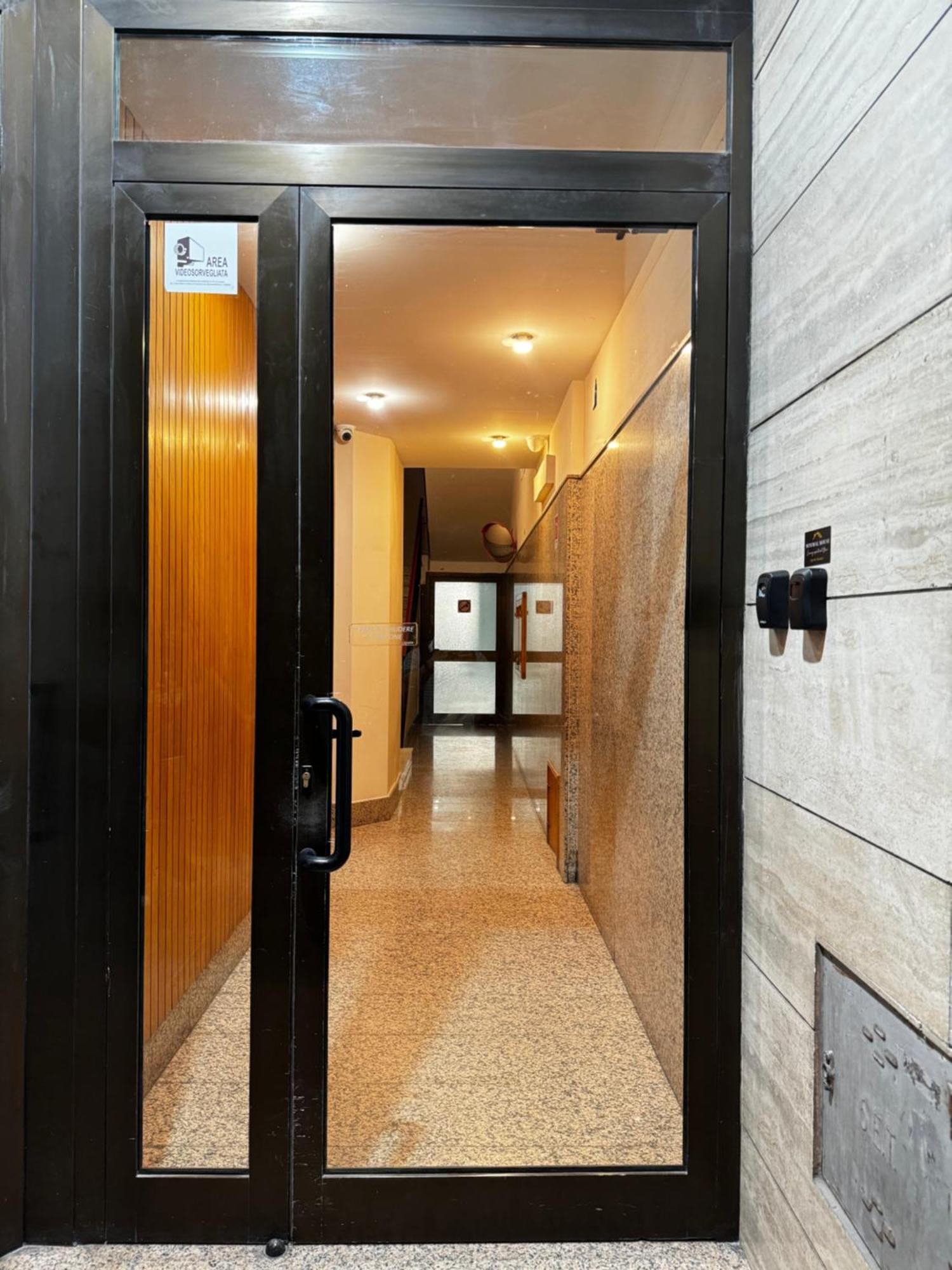 Luxury Apartment - Suite Cavour Bari Bagian luar foto
